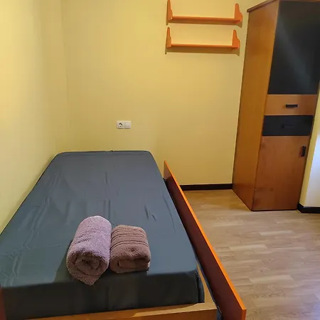 Paseo Fluvial شقة