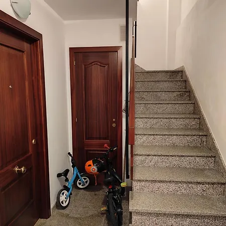 Paseo Fluvial Apartmán *